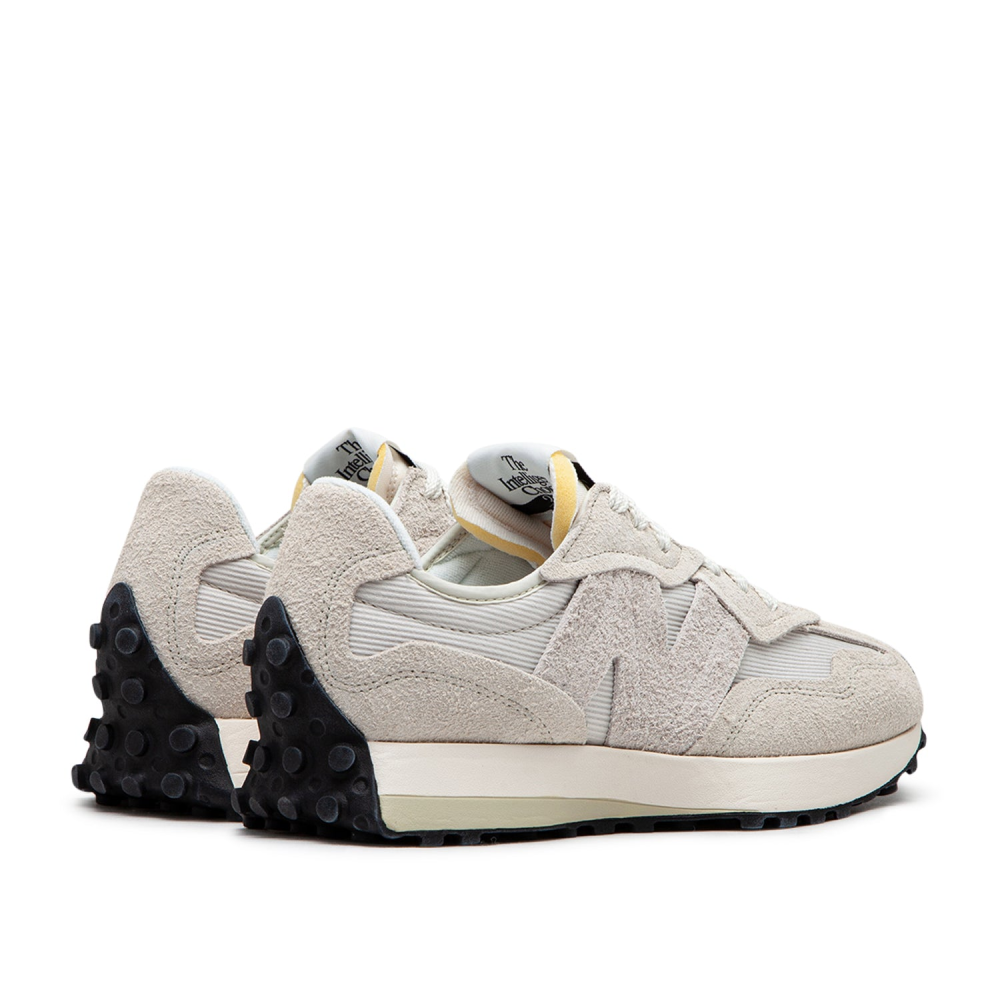 New Balance 327 U327WCG / braun