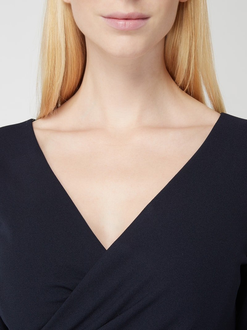 Cocktailkleid aus Krepp mit drapierten Falten in dunkelblau