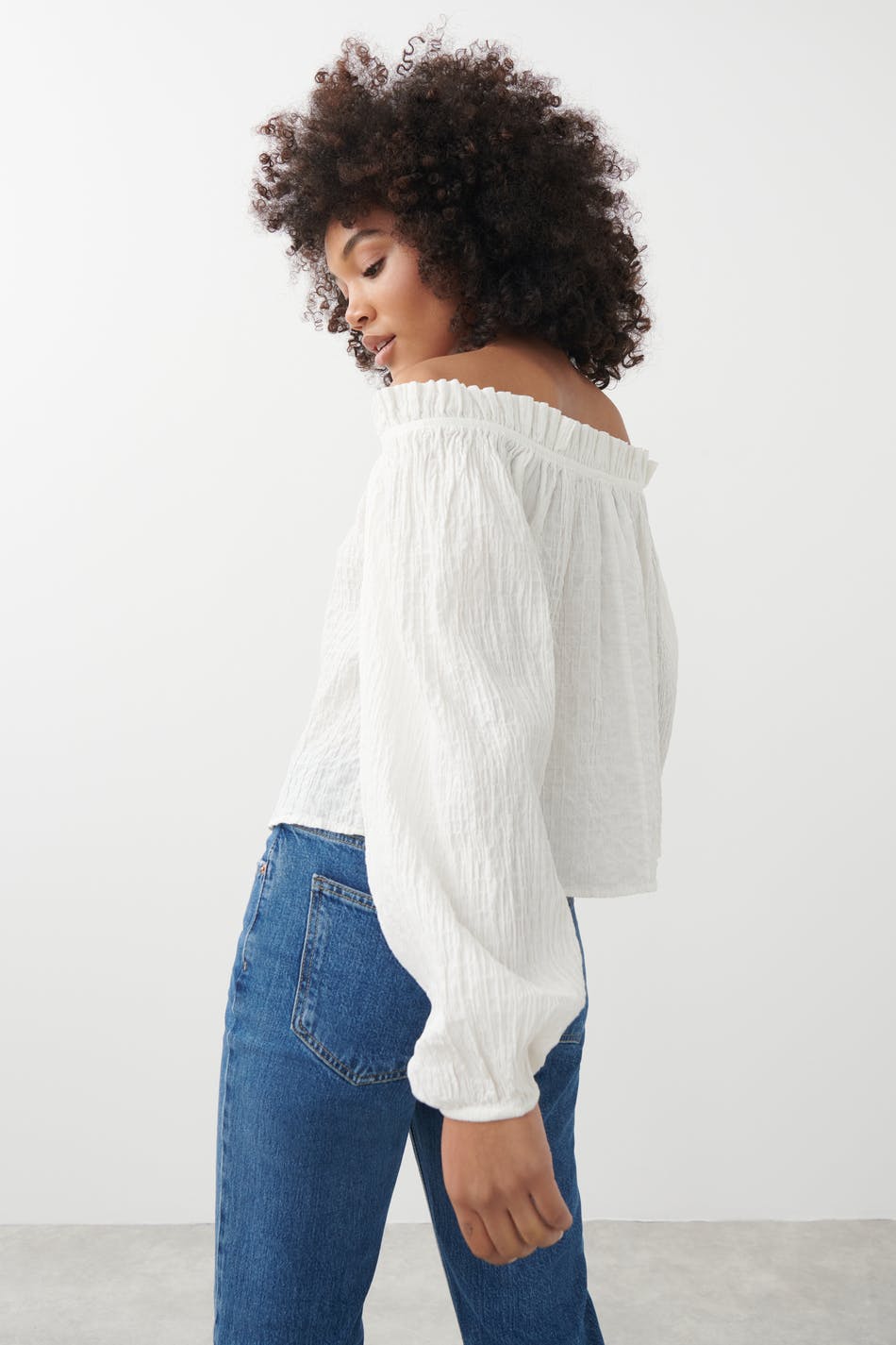 Offshoulder top