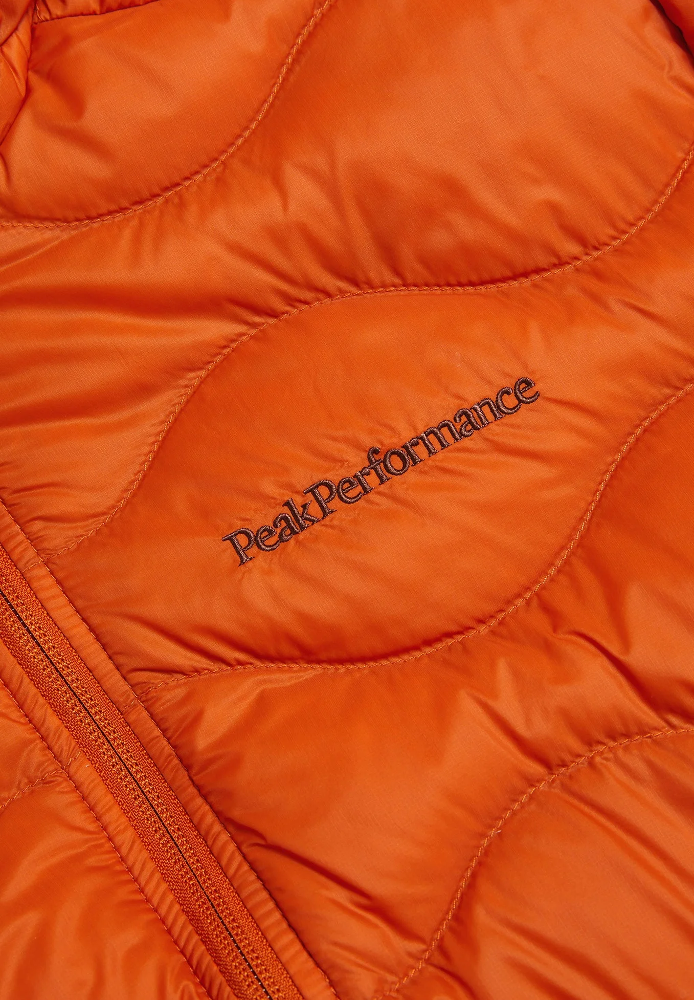 Chaqueta de plumas Peak Performance HELIUM