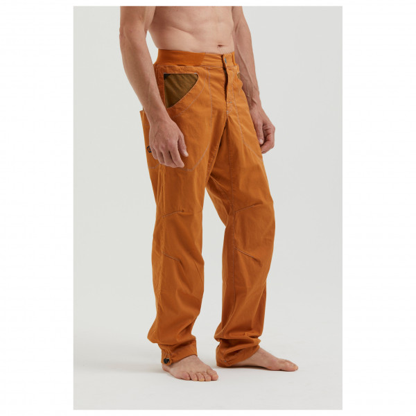 E9 - N 3Angolo2 - Boulderhose