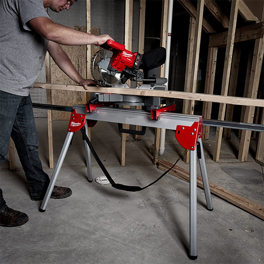 Serra de esquadria deslizante de dupla inclinação MILWAUKEE M18 Fuel de 184 mm M18FMS184-0