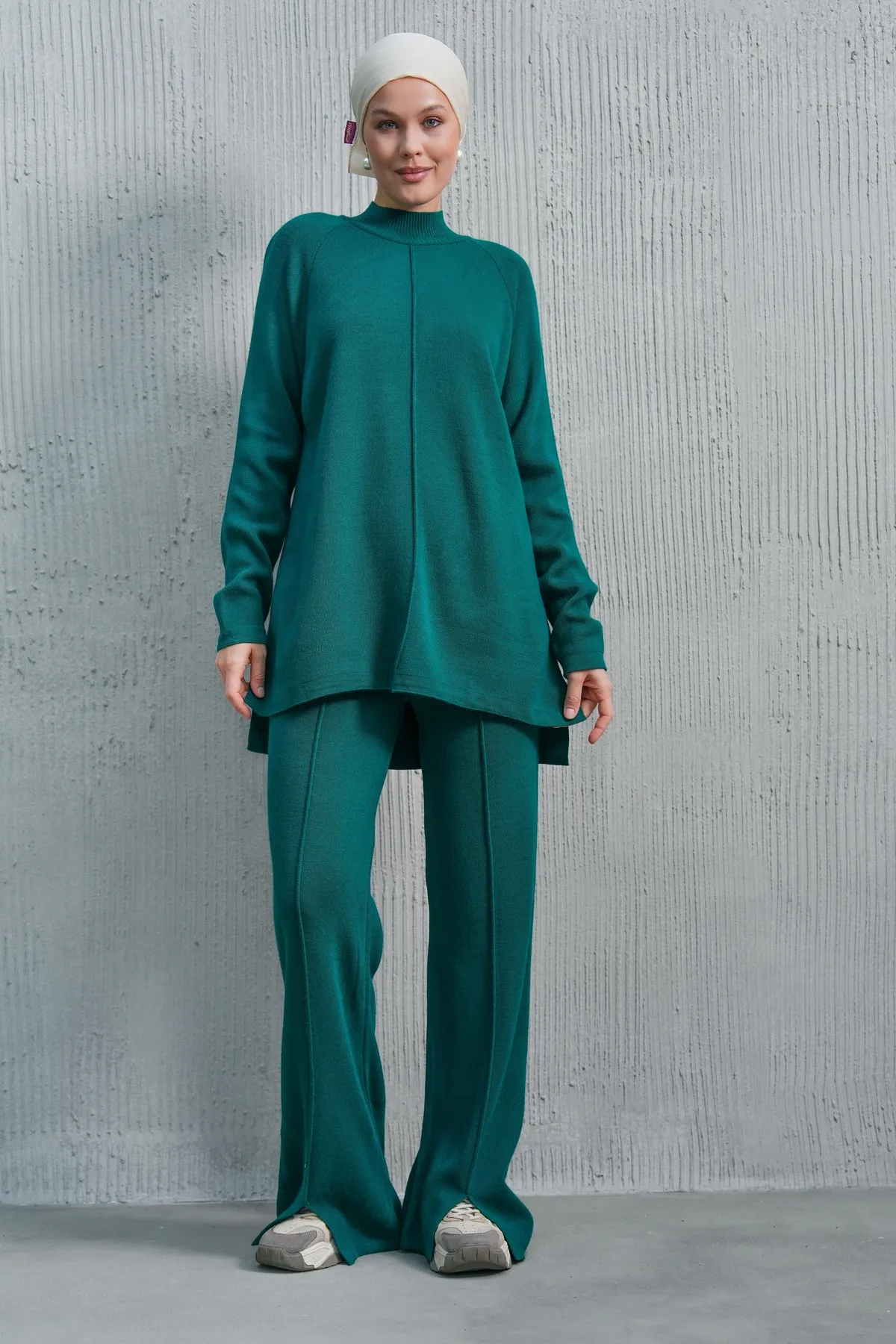bayansepeti  Flexibler Strickstoff, Stehkragen, Langarm-Oberteil und geschlitzte Beinhose, grünes Hijab-Unterteil-Oberteil-Set 1070