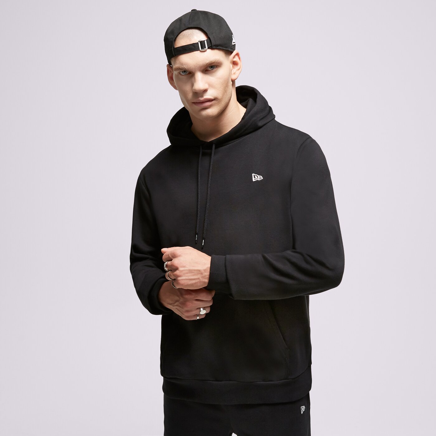 NEW ERA HOODIE NE ESSENTLS NONE Schwarz