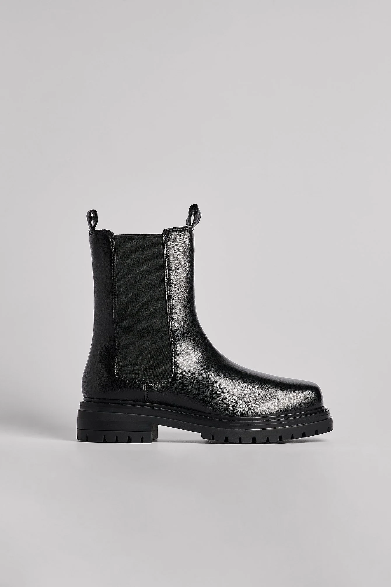 Plateau-Lederstiefel ohne Absatz