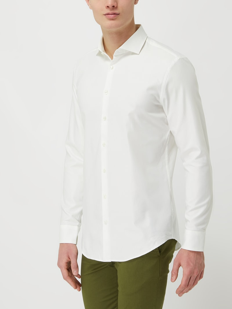 Slim Fit Business-Hemd mit Haifischkragen in ecru