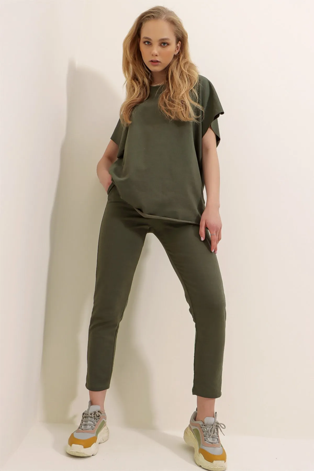 Trend Alaçatı Stili  Trainingsanzug - Khaki - Regular Fit