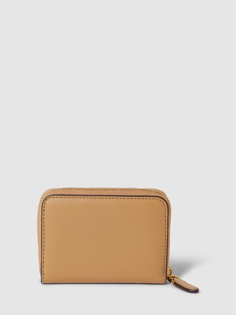 Portemonnaie mit Label-Applikation in camel