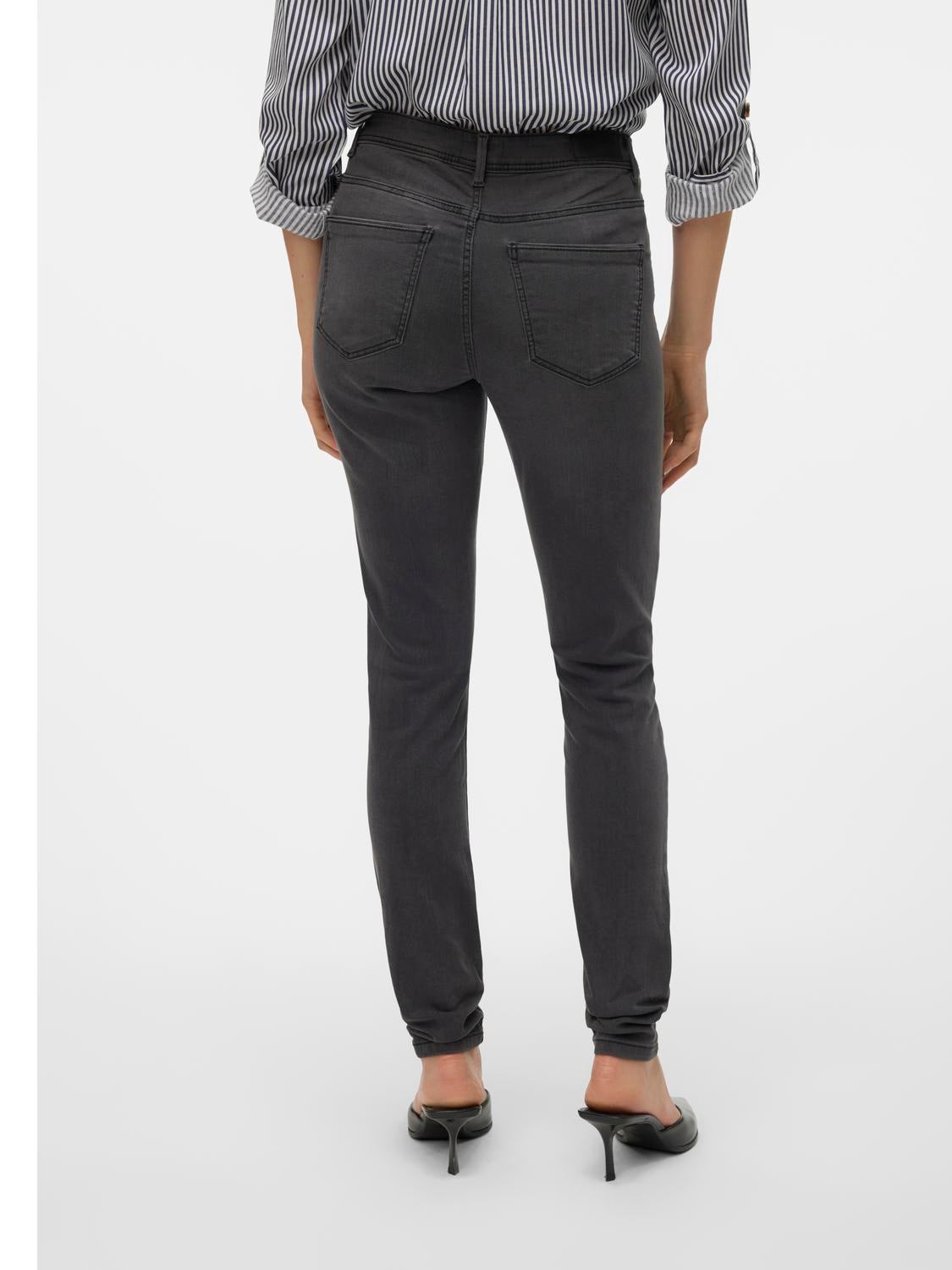 VMTANYA Mid Rise Skinny Fit Jeans