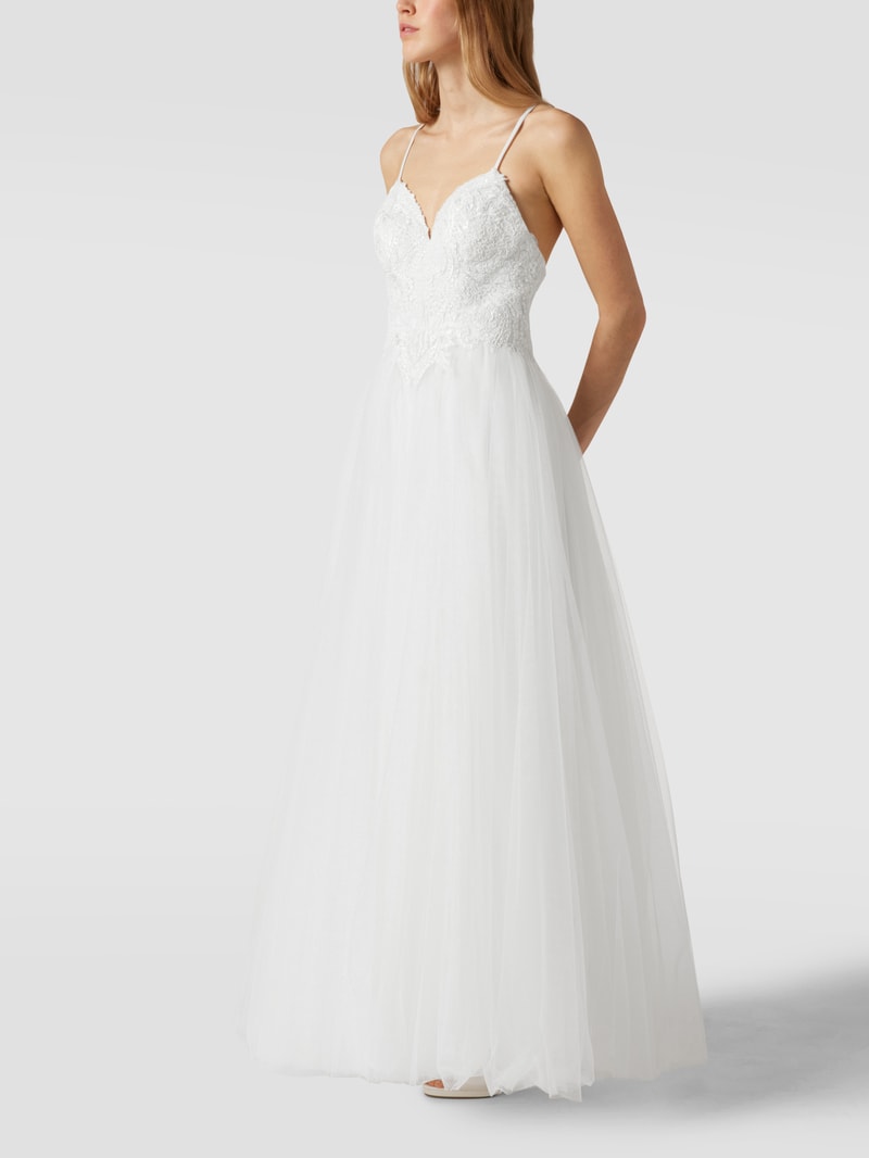 Brautkleid mit floralen Stickereien in offwhite