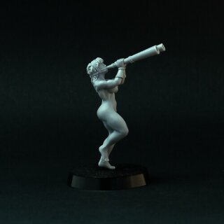 Female Hoplite Musician (28mm)