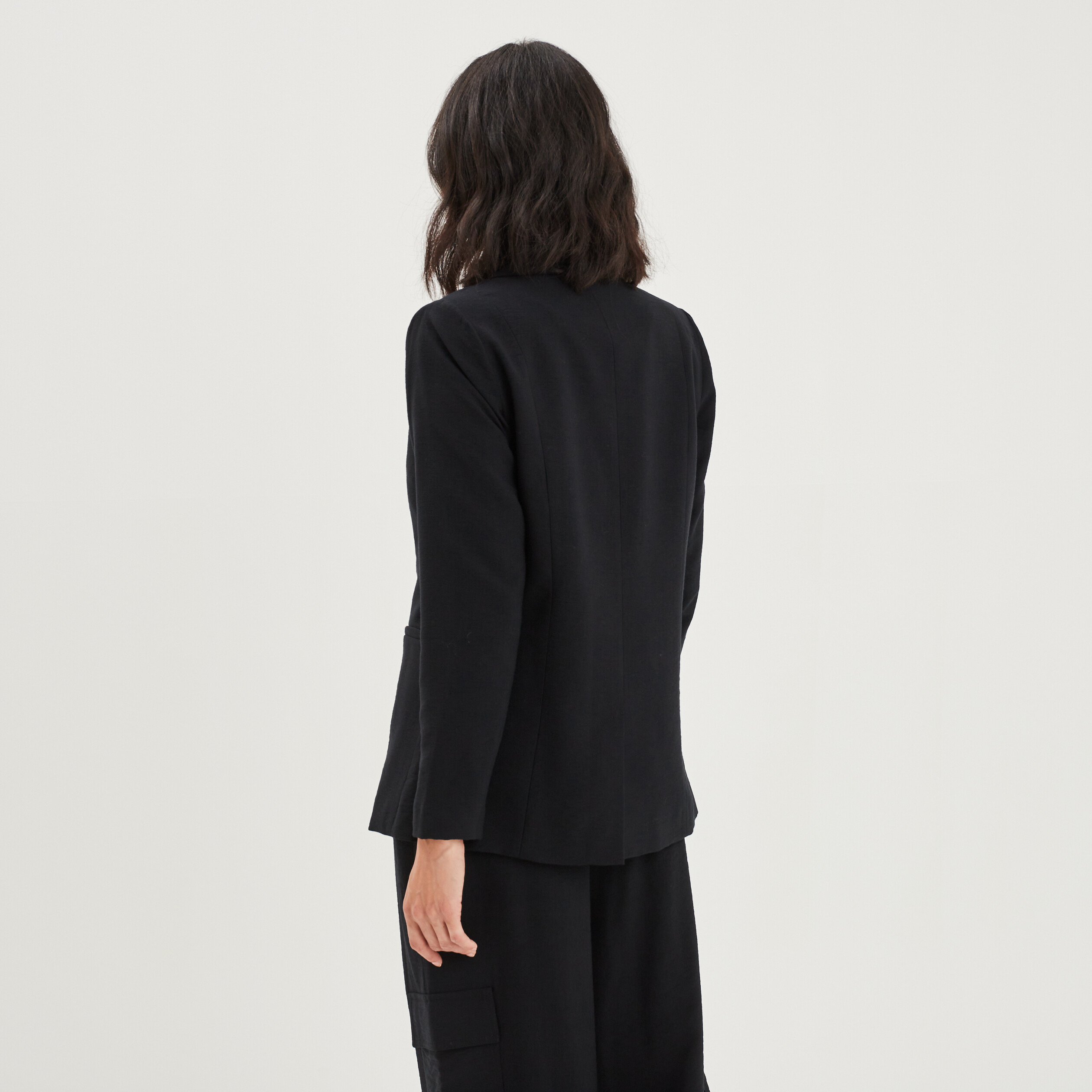 Veste blazer cintrée boutonnée noir femme | La Halle