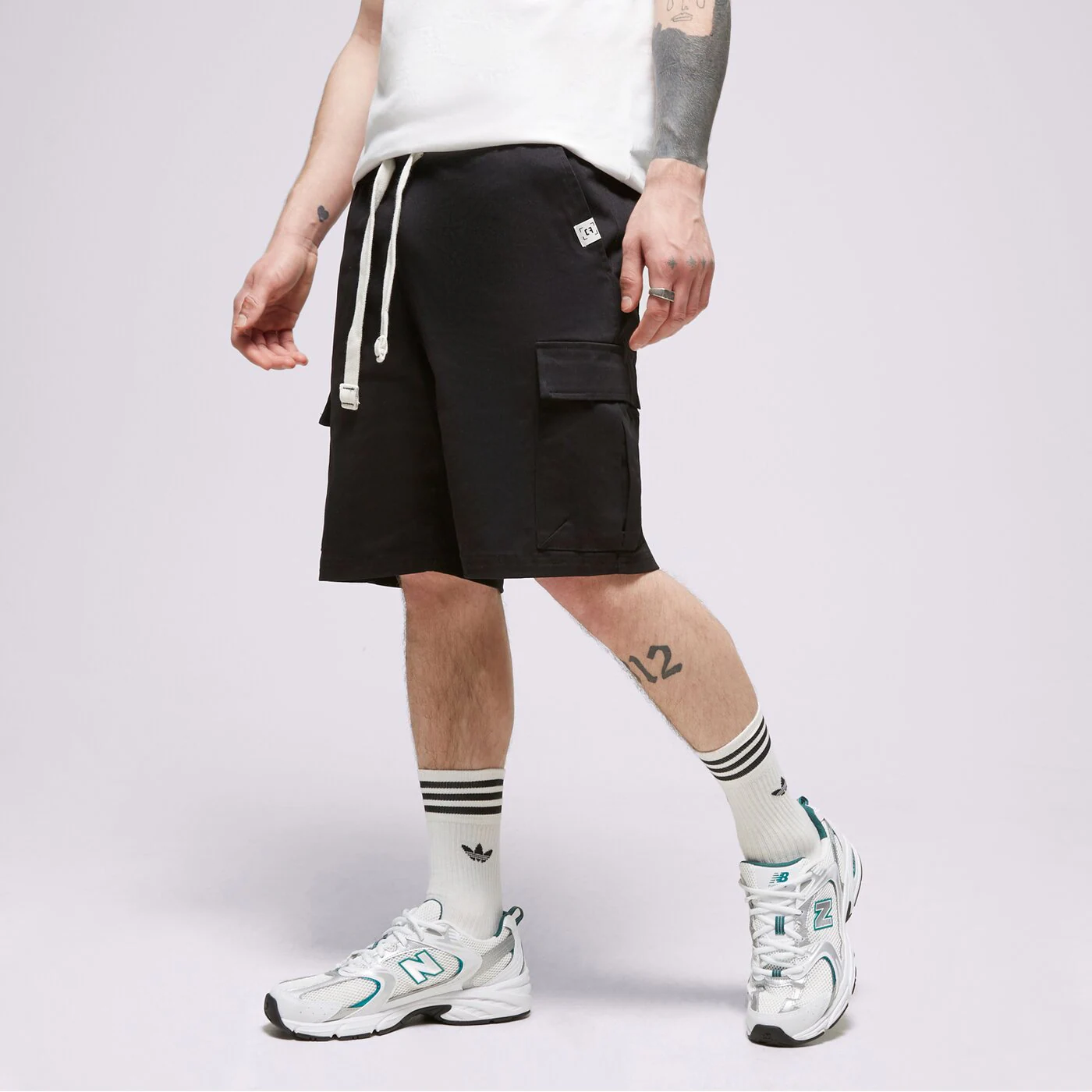 CONFRONT SHORTS CARGO BLACK Schwarz