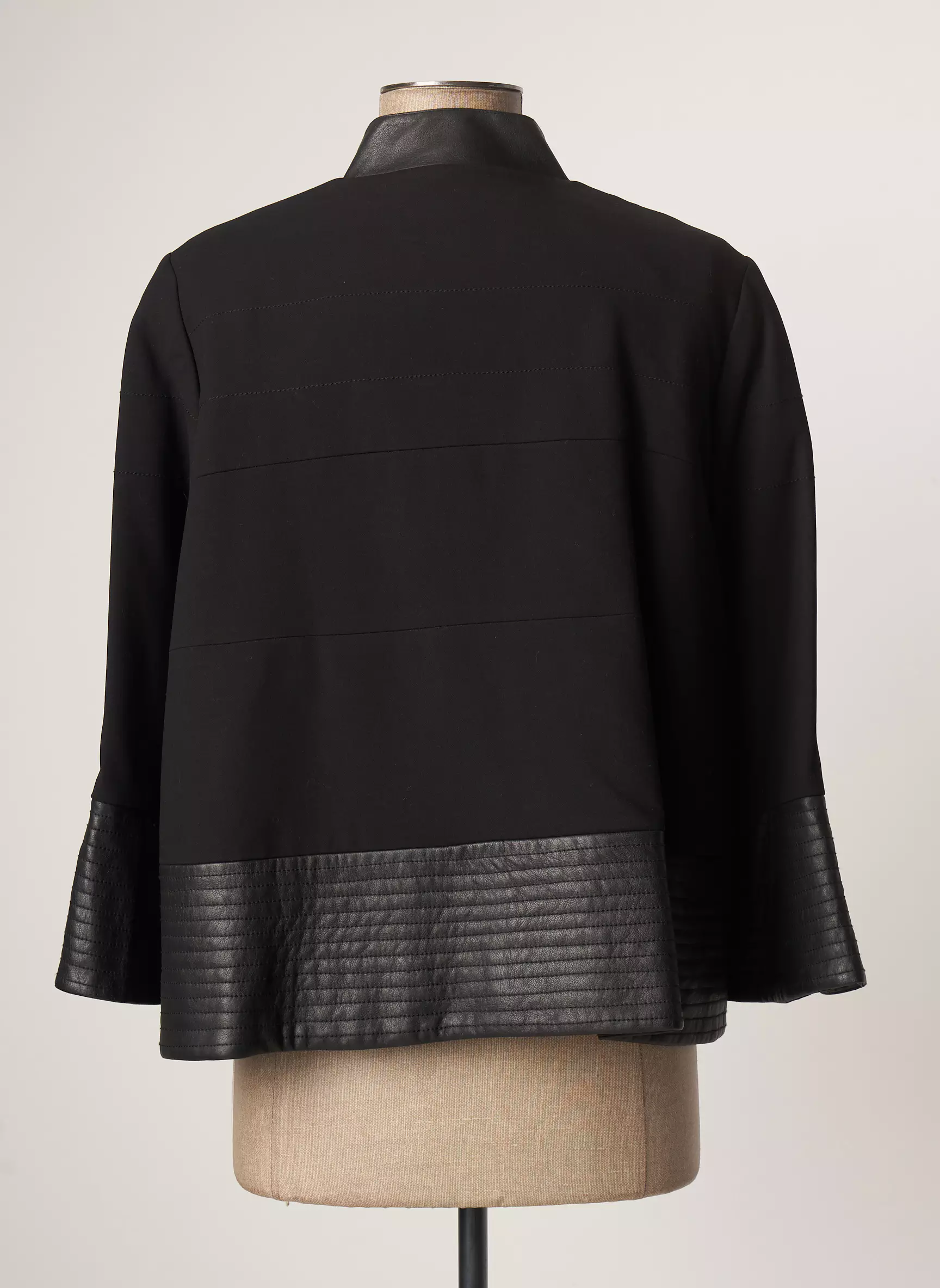 Lauren Vidal Vestecasual Femme couleur noir