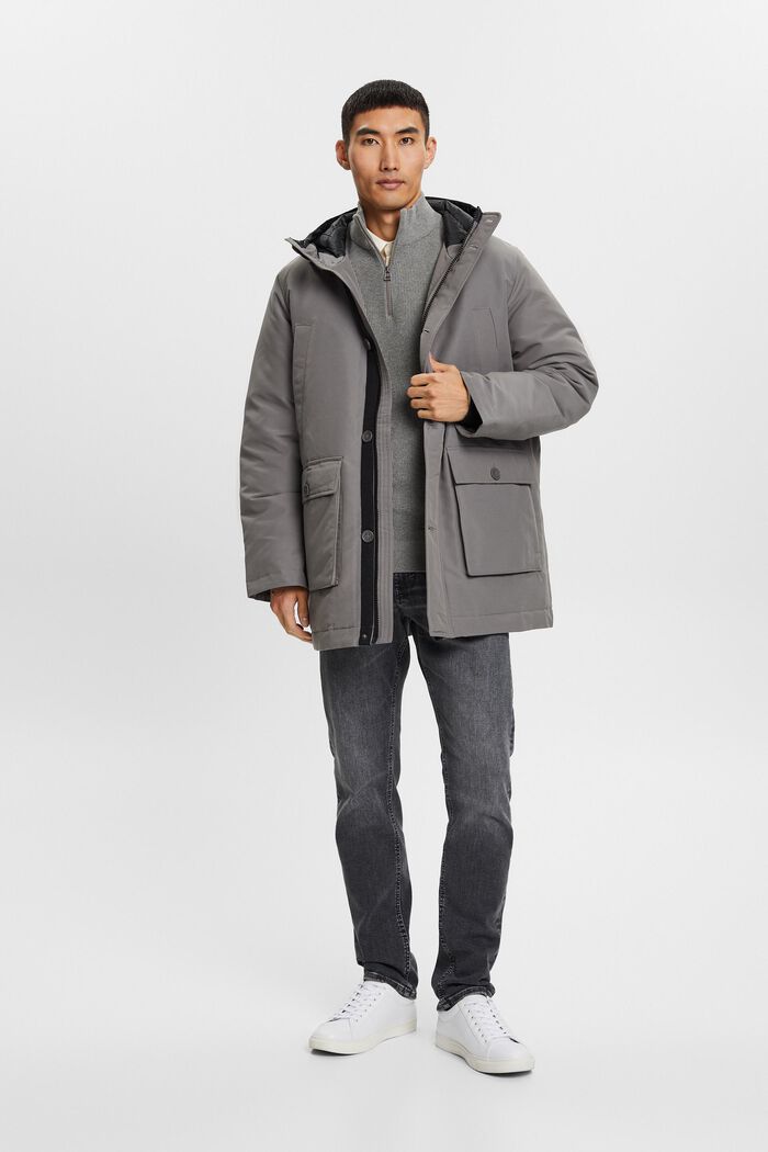 Daunenjacke mit Kapuze