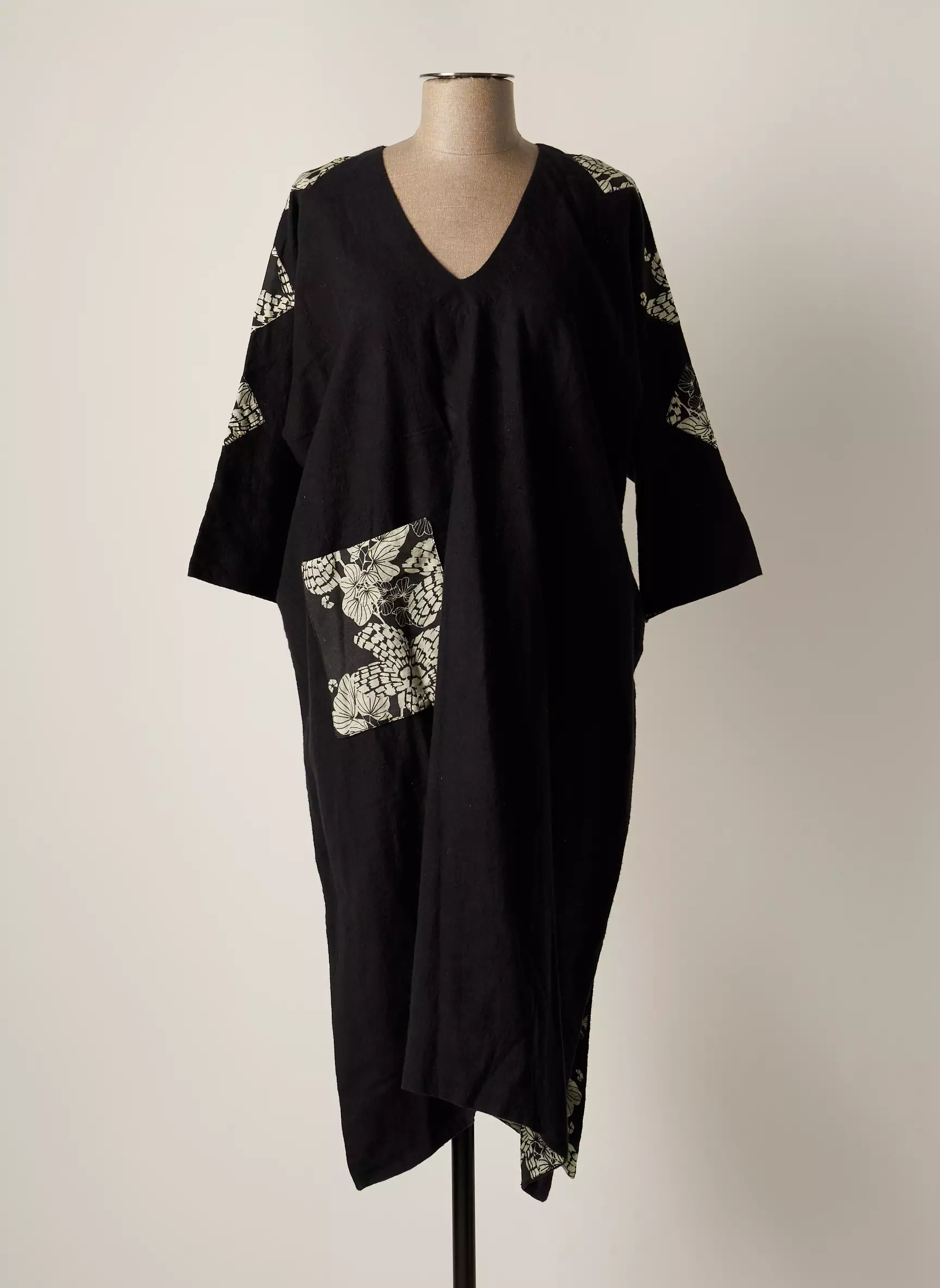 Chicosoleil Robes Mi Longues Femme couleur noir