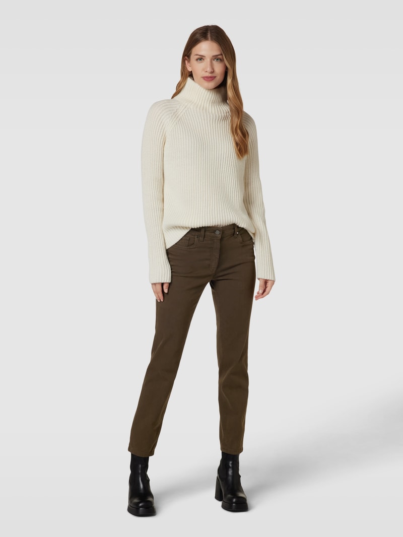 Straight Fit Jeans im 5-Pocket-Design Modell 'CORA' in grün