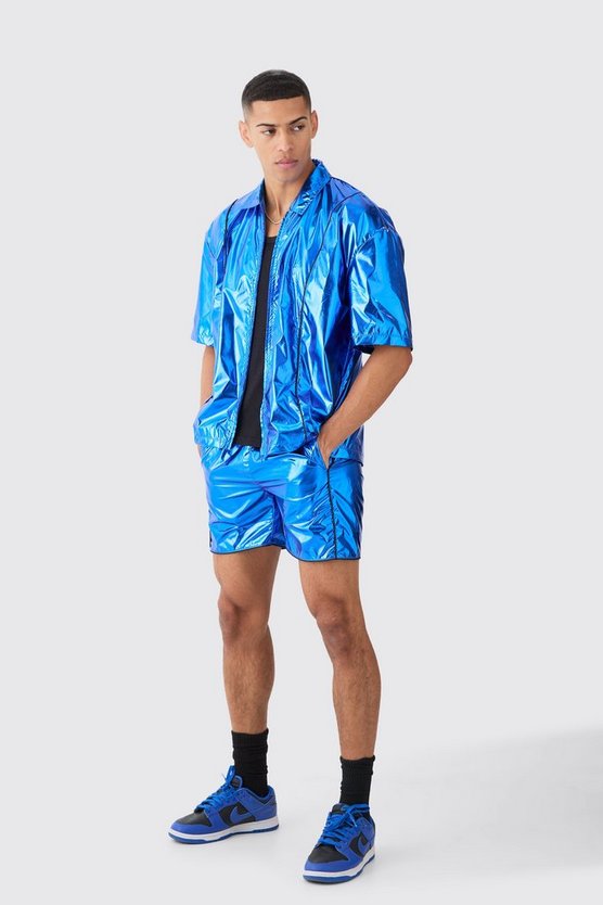 Kastiges Oversize Hemd und Shorts in Metallic-Optik