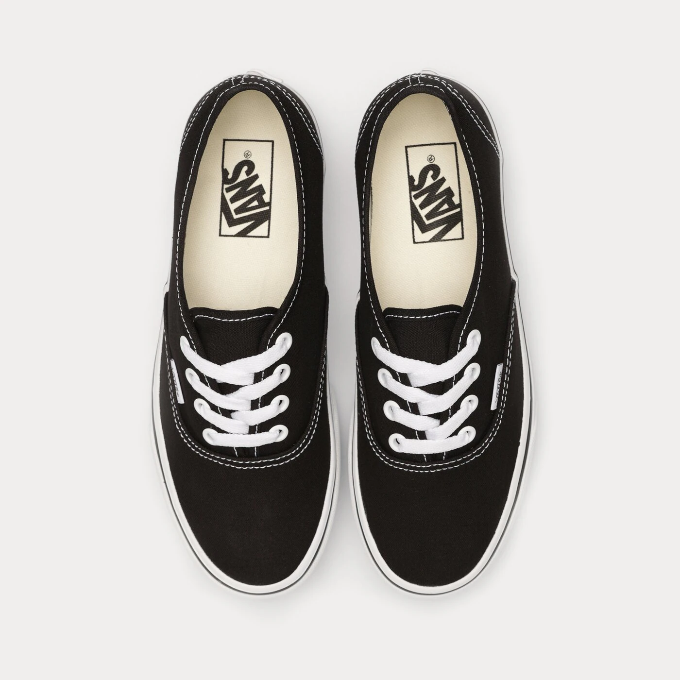 VANS UA AUTHENTIC STACKFORM Schwarz