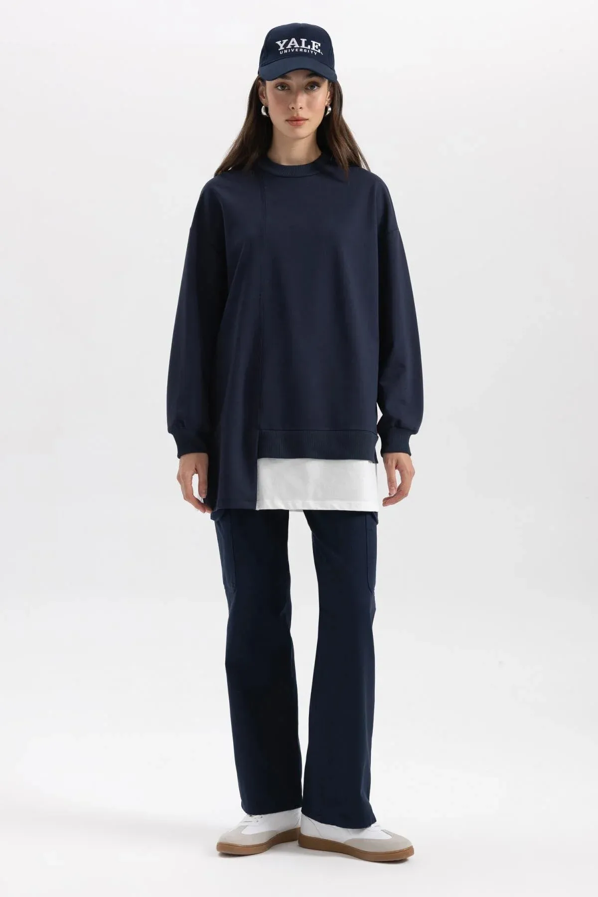 DeFacto  Sweatshirt-Tunika mit normaler Passform und Rundhalsausschnitt