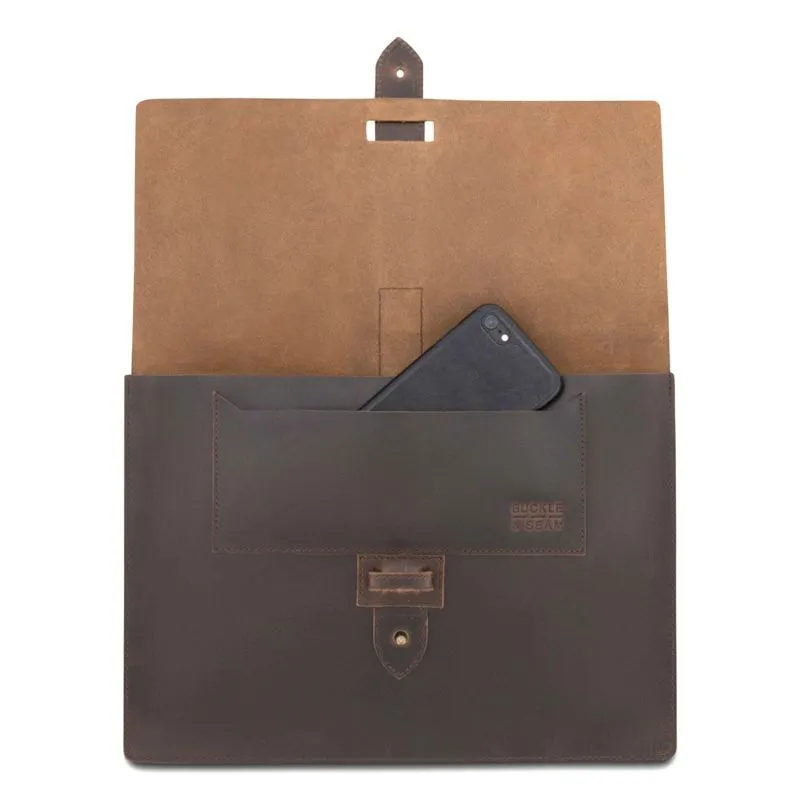 Buckle & Seam Leder Laptop Sleeve Aspen 15 Zoll - Braun