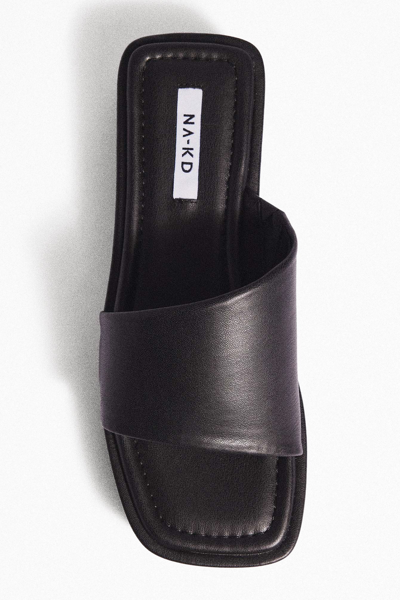 Gepolsterte Flatform-Sandalen