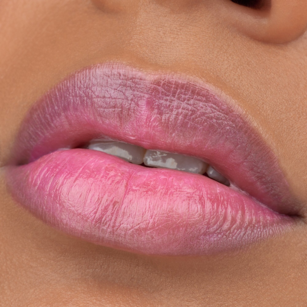essence SPACE GLOW COLOUR CHANGING LIPSTICK rouge à lèvres révélateur de couleur Rouge à Lèvres
