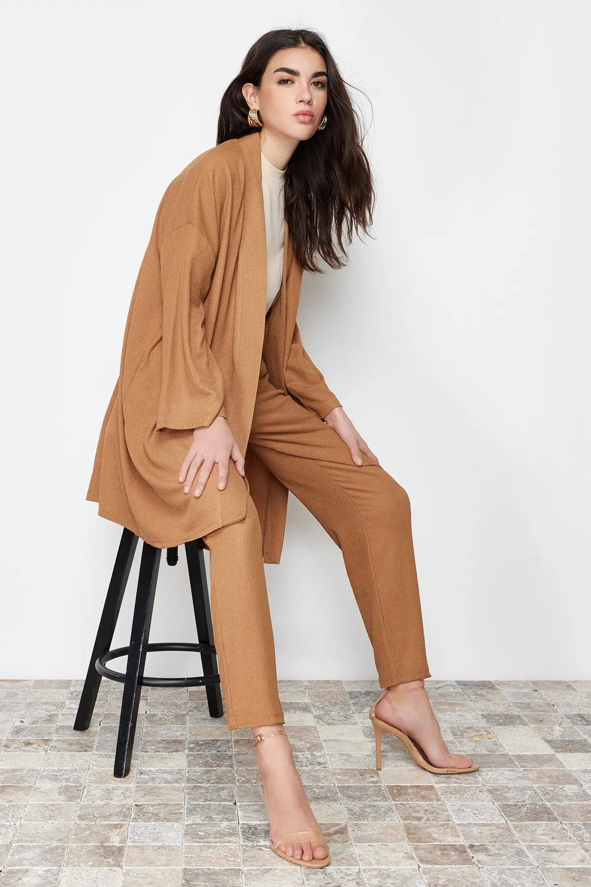Trendyol Modest  Beigefarbenes, gestricktes Kimono-Hose-Bottom-Top-Set TCTSS24US00045