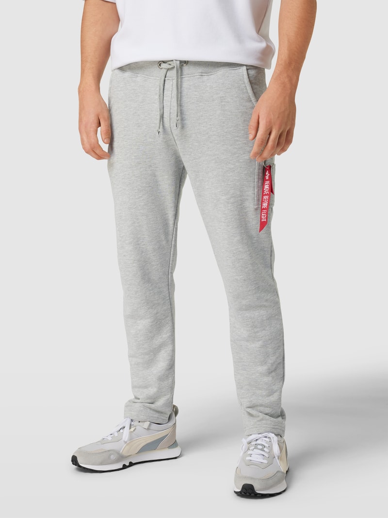 Sweatpants mit Label-Applikation Modell 'X-FIT' in hellgrau meliert