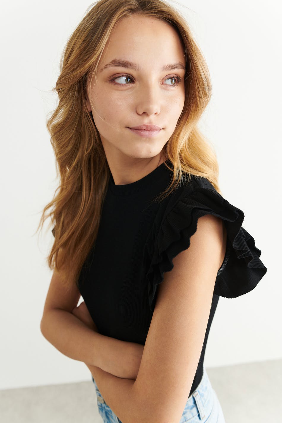 Y cute frill top