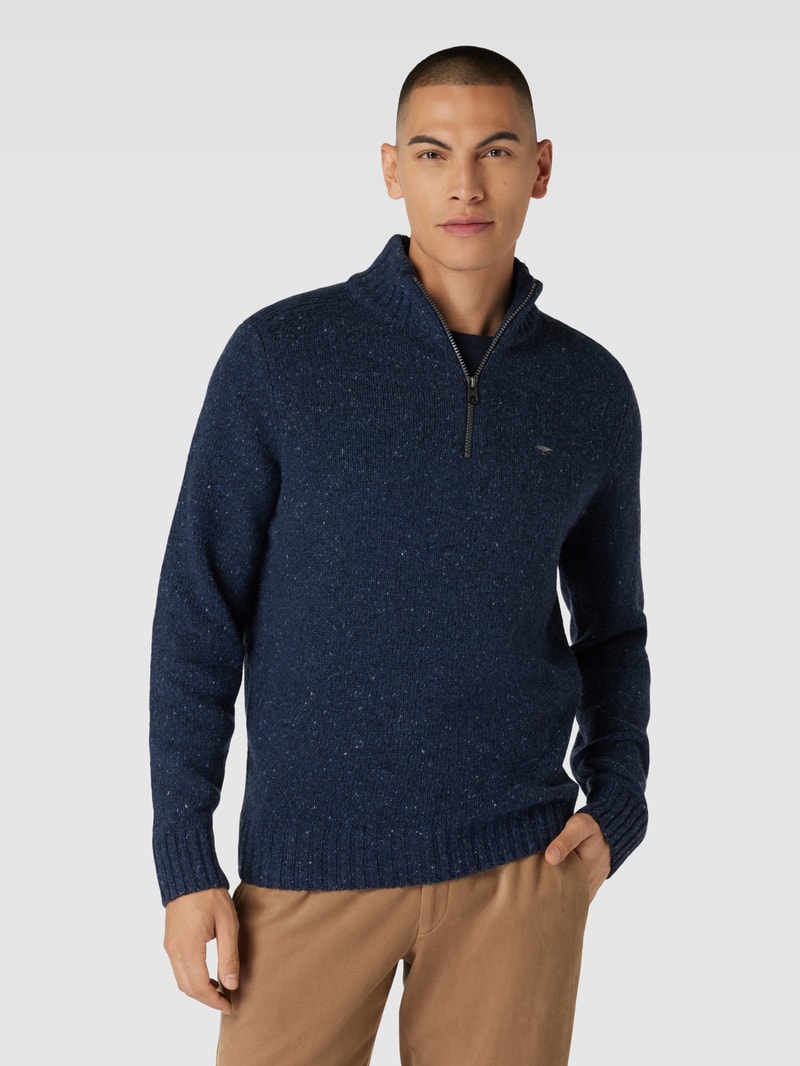 Strickpullover mit kurzem Reißverschluss in marineblau