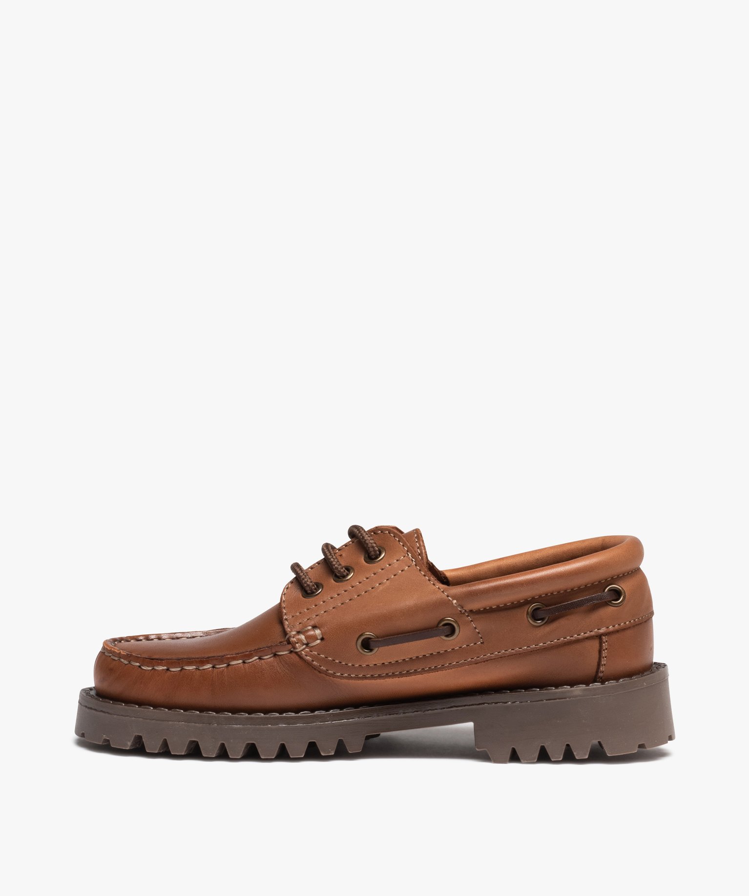 Mocassins unis en cuir à semelle crantée Garçon marron | GEMO
