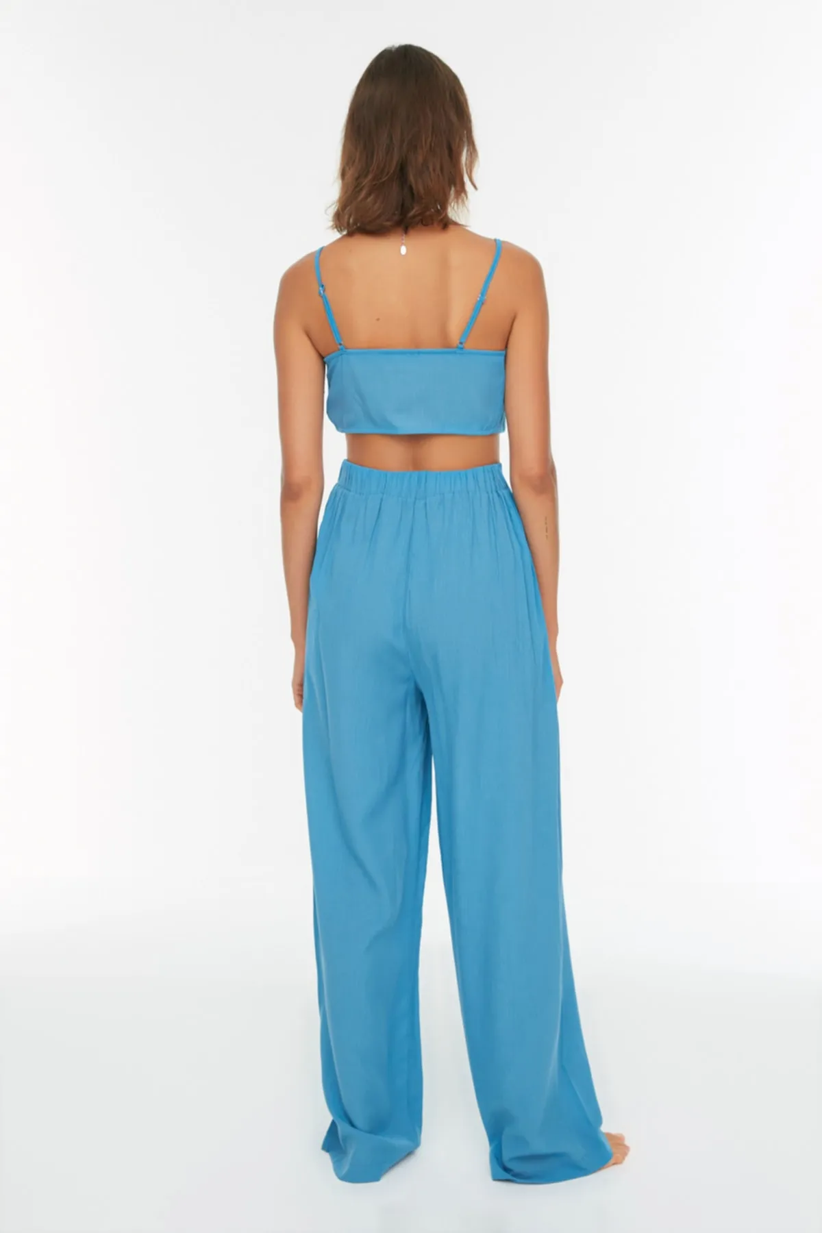 Trendyol Collection  Indigo gewebtes Blusen- und Hosen-Set zum Binden TBESS22AU0108