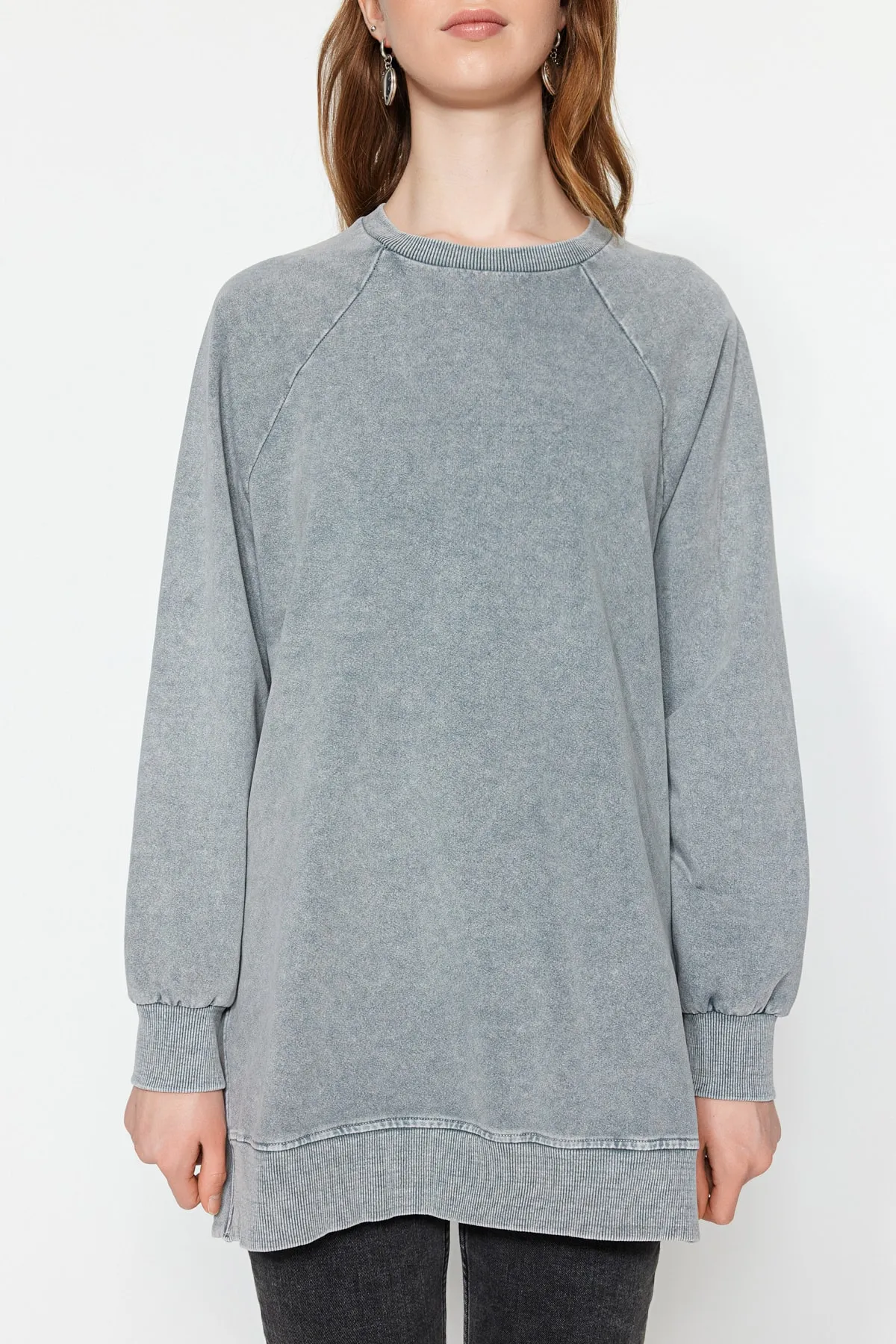 Trendyol Modest  Grau gewaschenes Strick-Sweatshirt TCTSS23TW00062