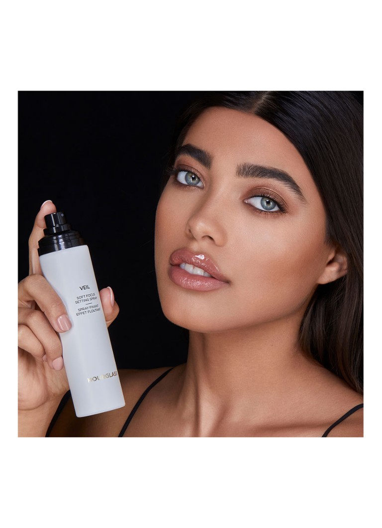 Hourglass VEIL™ Soft Focus Setting Spray - make-up setting & fixing spray