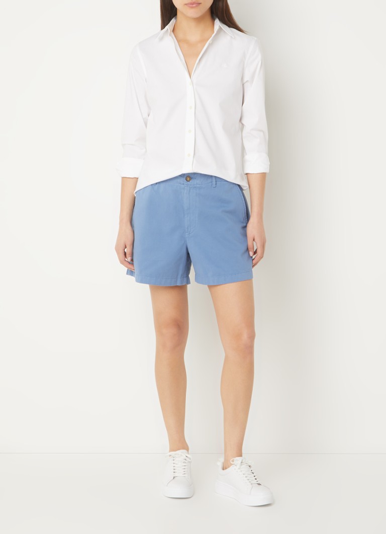 Pantaloni scurți cu talie înaltă, croială dreaptă și buzunare laterale, de la Ralph Lauren.