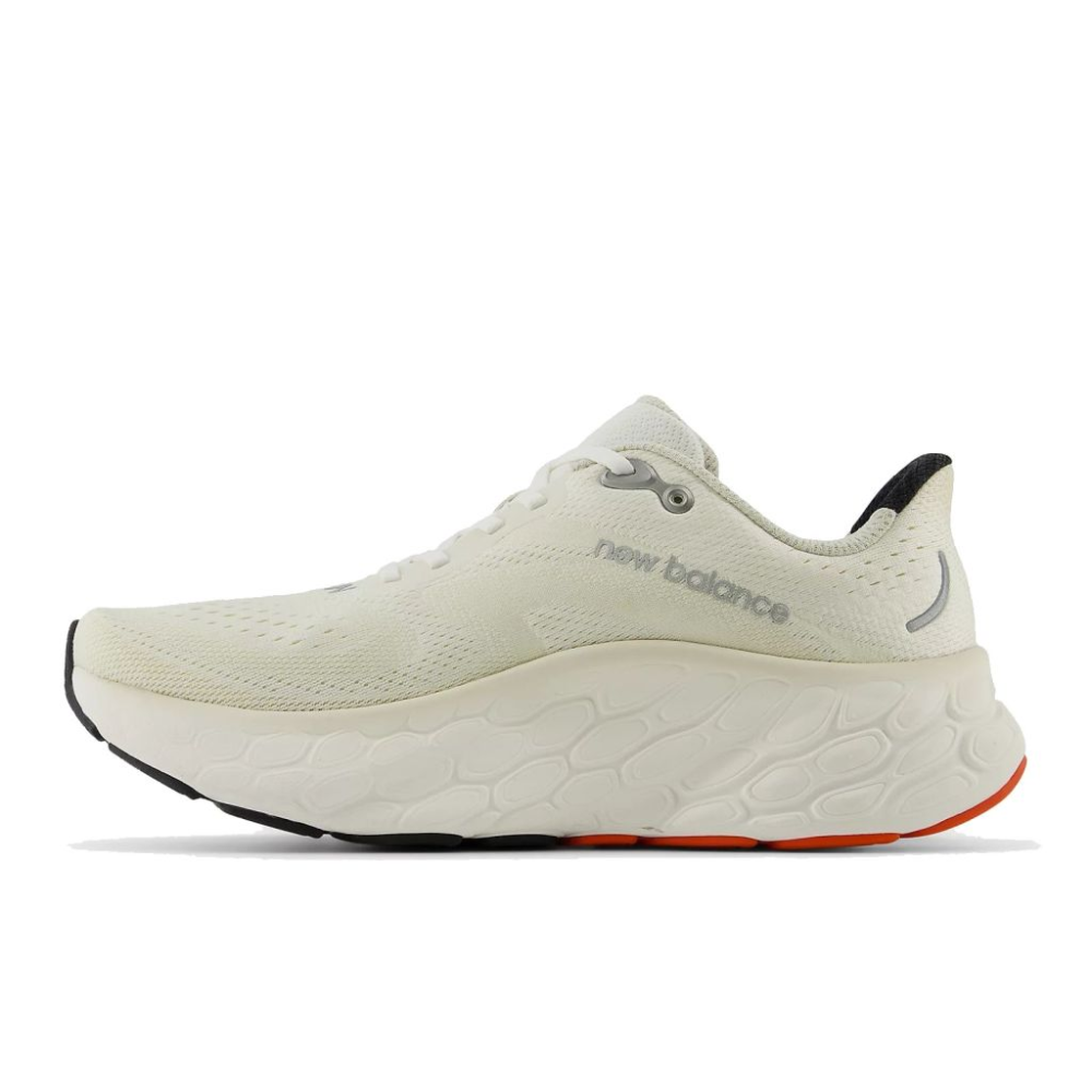 New Balance Fresh Foam X More V4 MMORCE4-D / weiss
