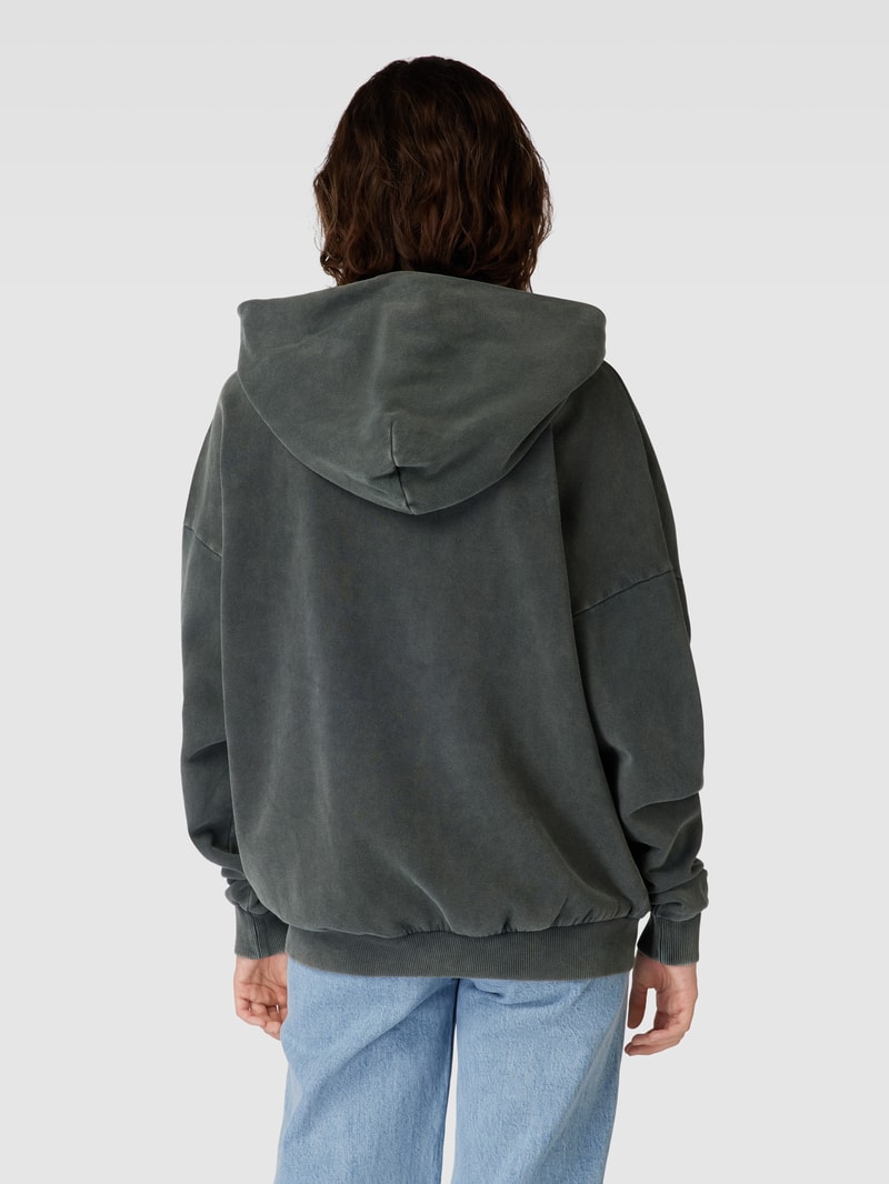 Oversized Hoodie mit überschnittenen Schultern in anthrazit