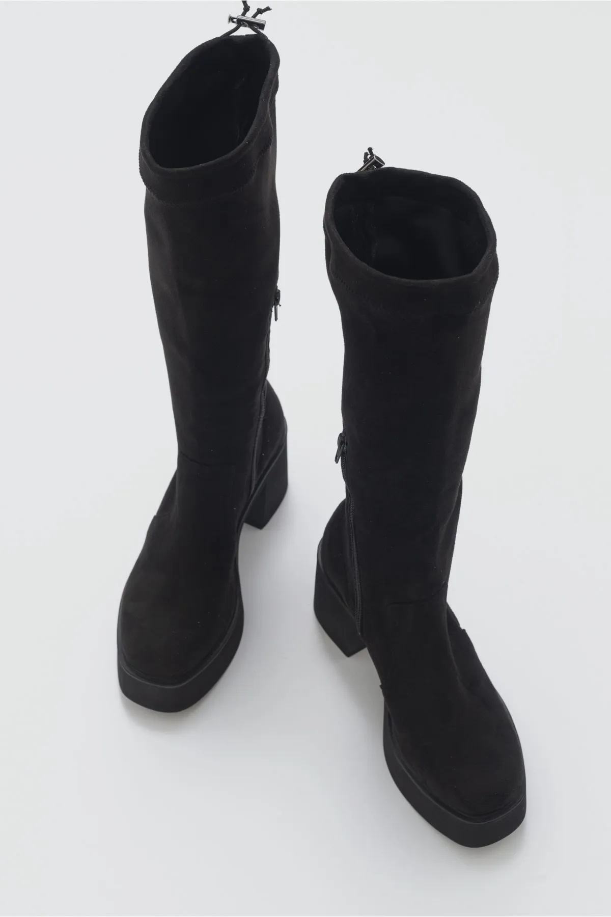 LuviShoes  Damenstiefel aus gepunktetem schwarzem Wildleder