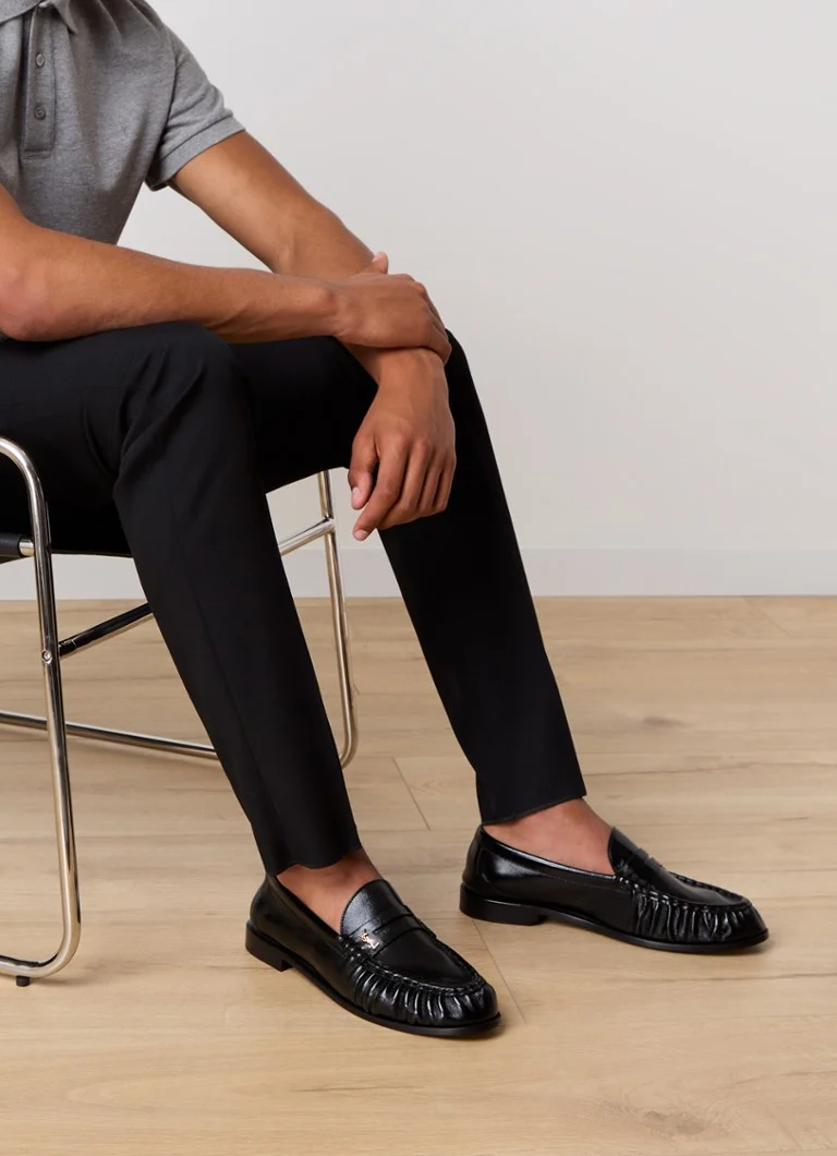 Mokasíny Saint Laurent Le z teľacej kože s lakovanou úpravou a logom