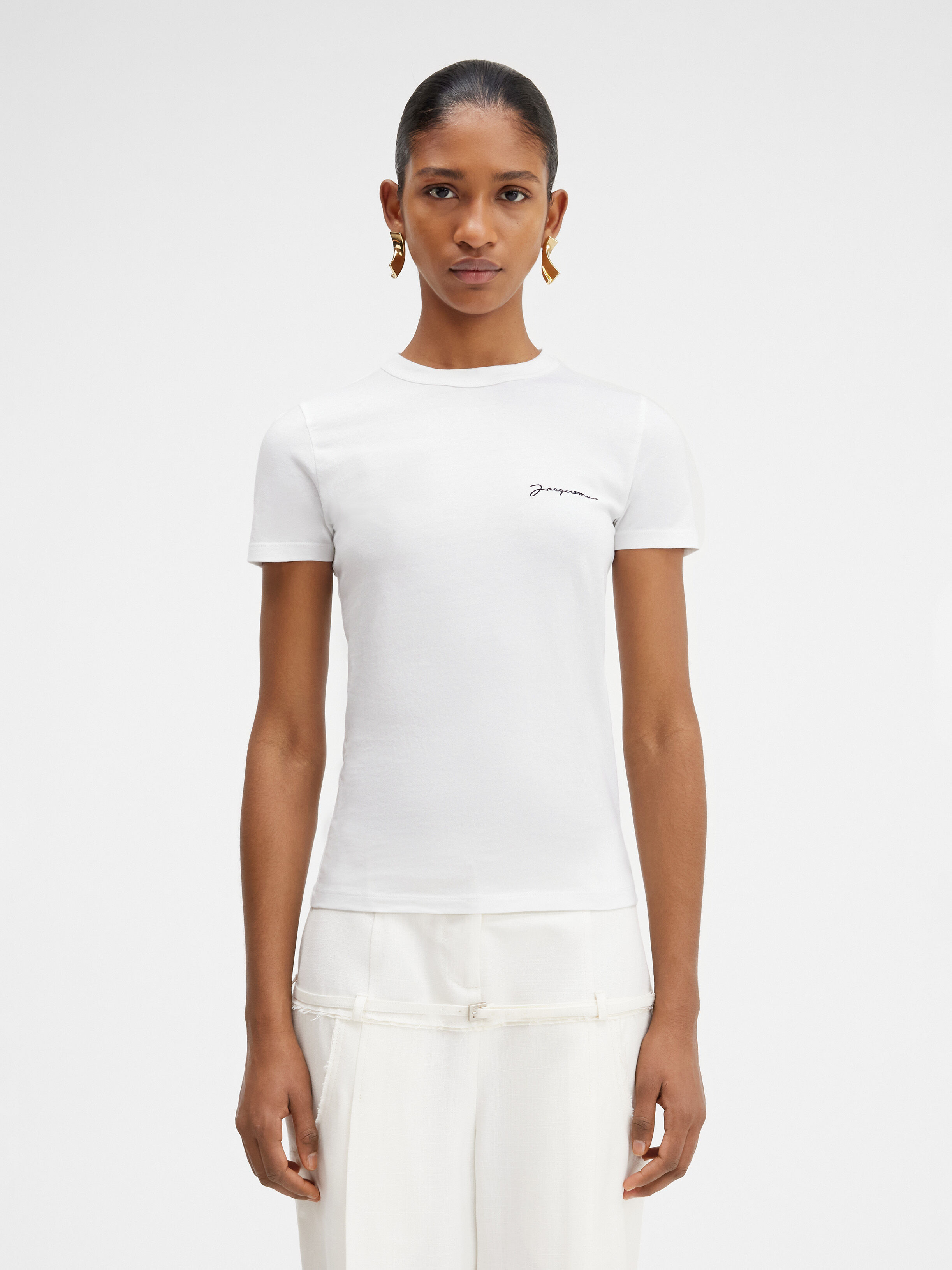 Le t-shirt brodé
