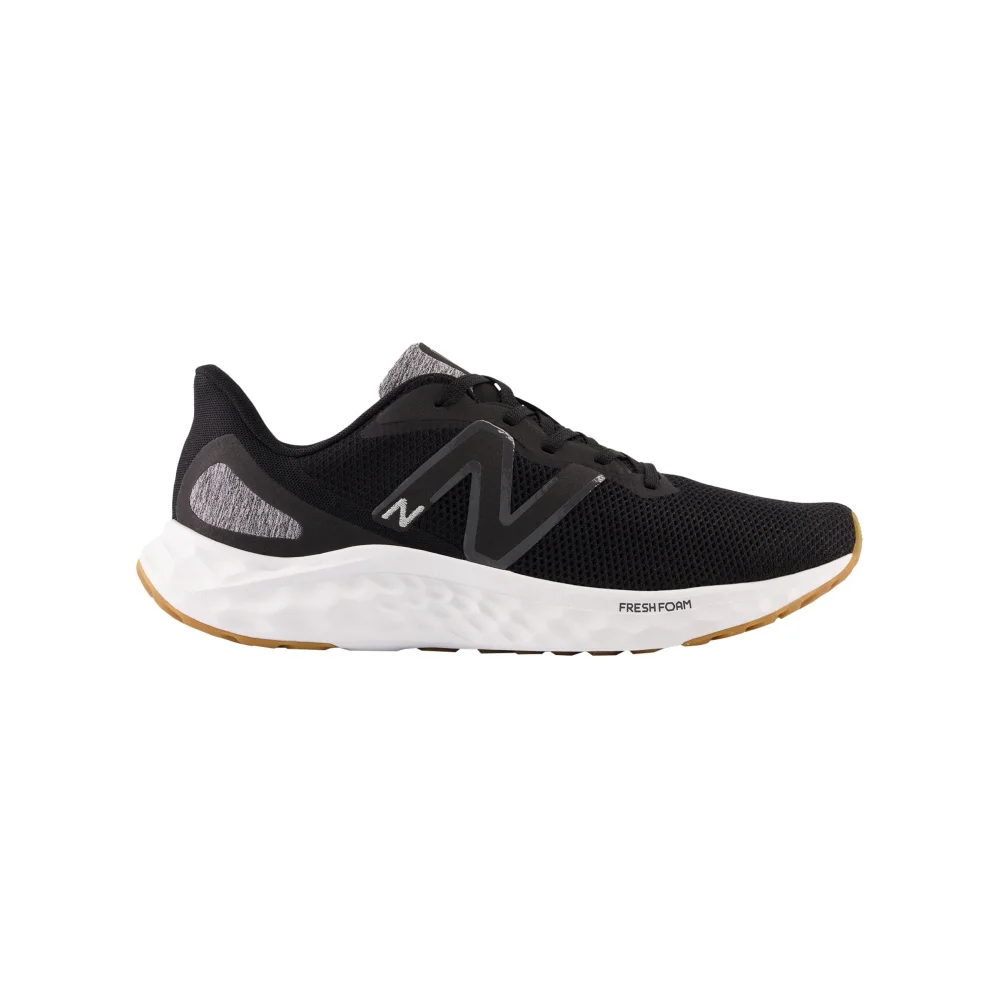 New Balance Fresh Foam Arishi v4 MARISEK4 / schwarz