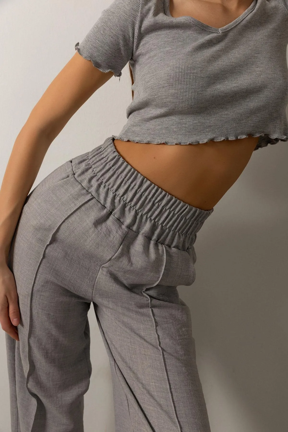 Domoda  Dekorative elastische Taille Weites Bein Doppeltasche Baumwolle Damenhose @Como