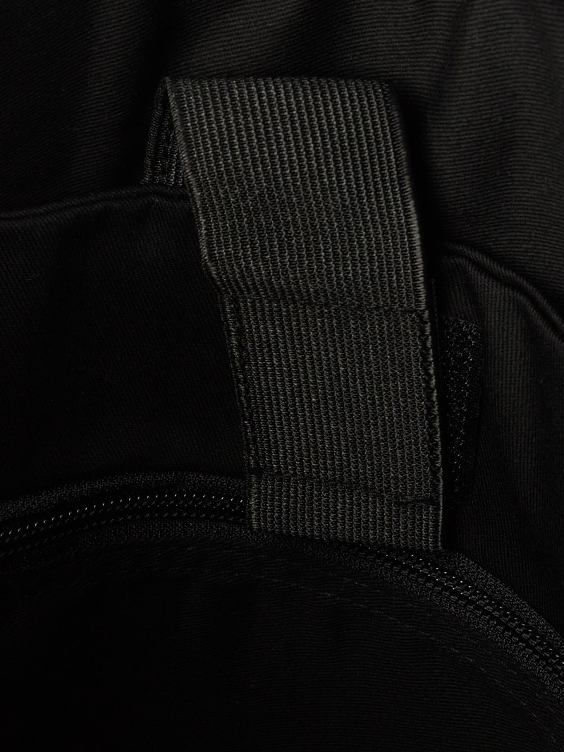 Rucksack mit gepolstertem Laptopfach Modell 'Colin' in schwarz