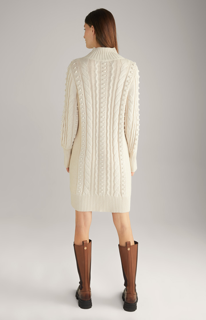 Strickkleid in Offwhite