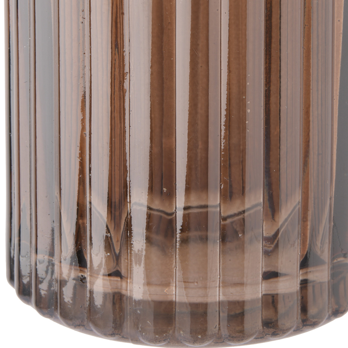 Teelichthalter in geriffelter Optik