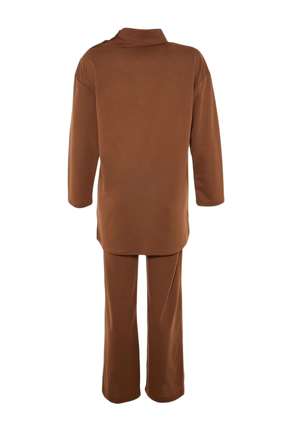Trendyol Modest  Braunes Scuba-Tunika-Hosen-Strickset mit Knopfleiste an den Schultern TCTAW23US00162