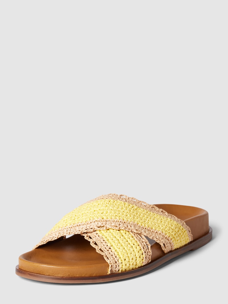 Sandalen mit Riemen in Flecht-Optik in gelb