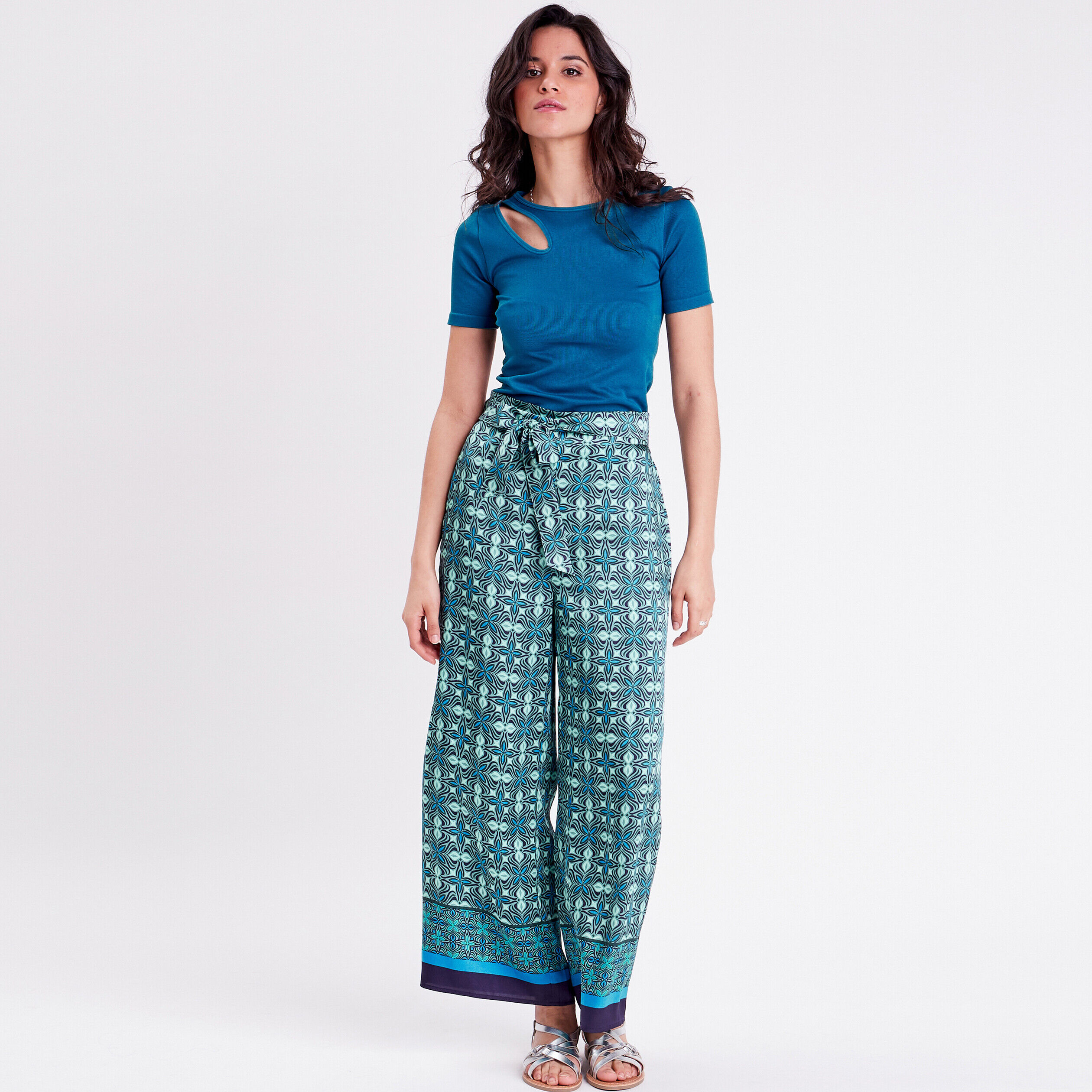 T-shirt asymétrique manches courtes bleu canard femme | Cache Cache