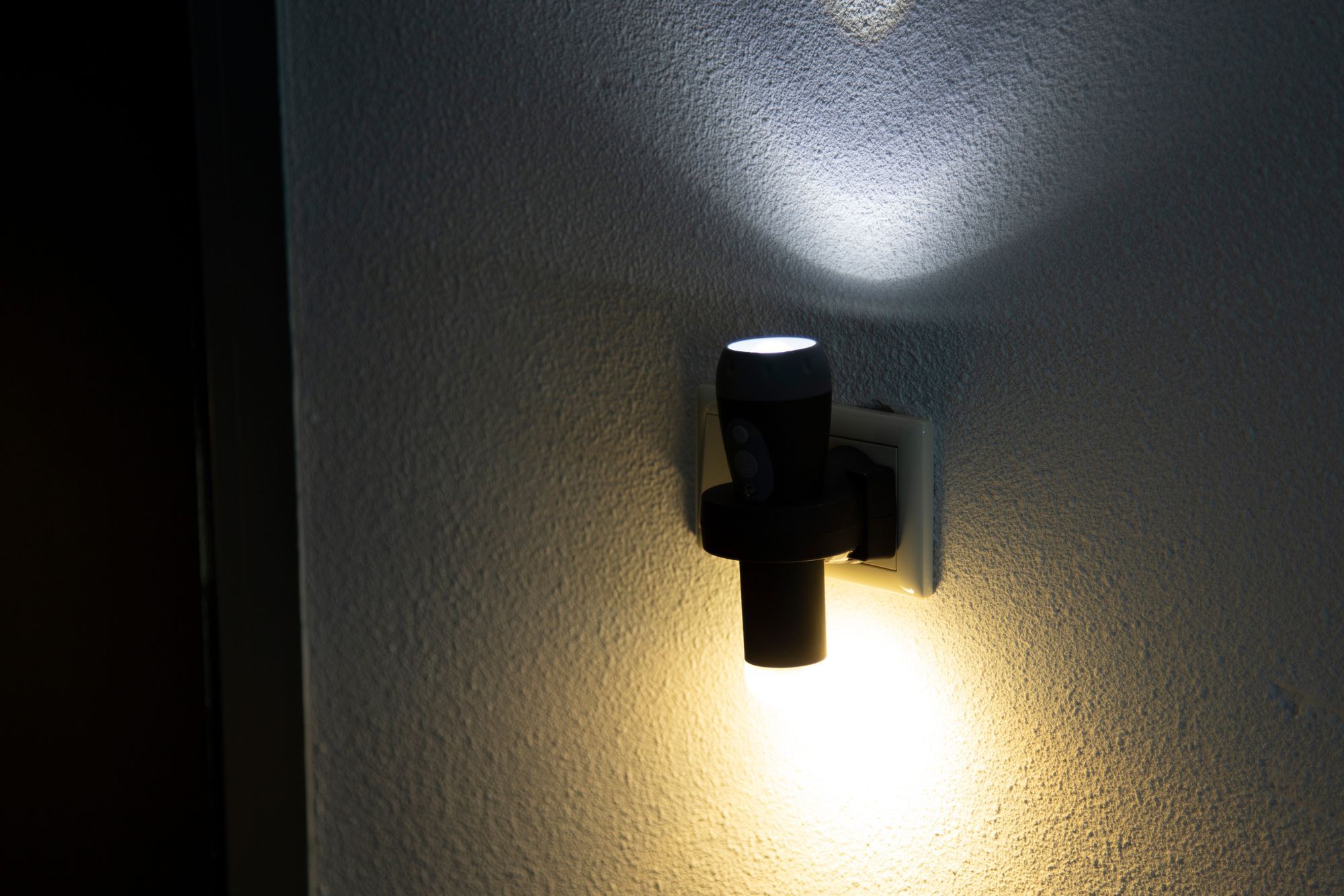 Alecto ATL-110ZT Aufladbare LED-Taschenlampe